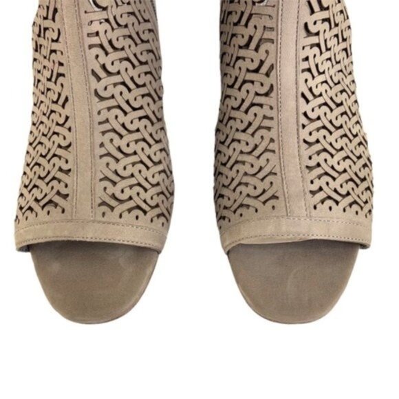 Vince Camuto Slingback Heel Peep Toe Laser Cut Grey Sandals - Picture 3 of 9